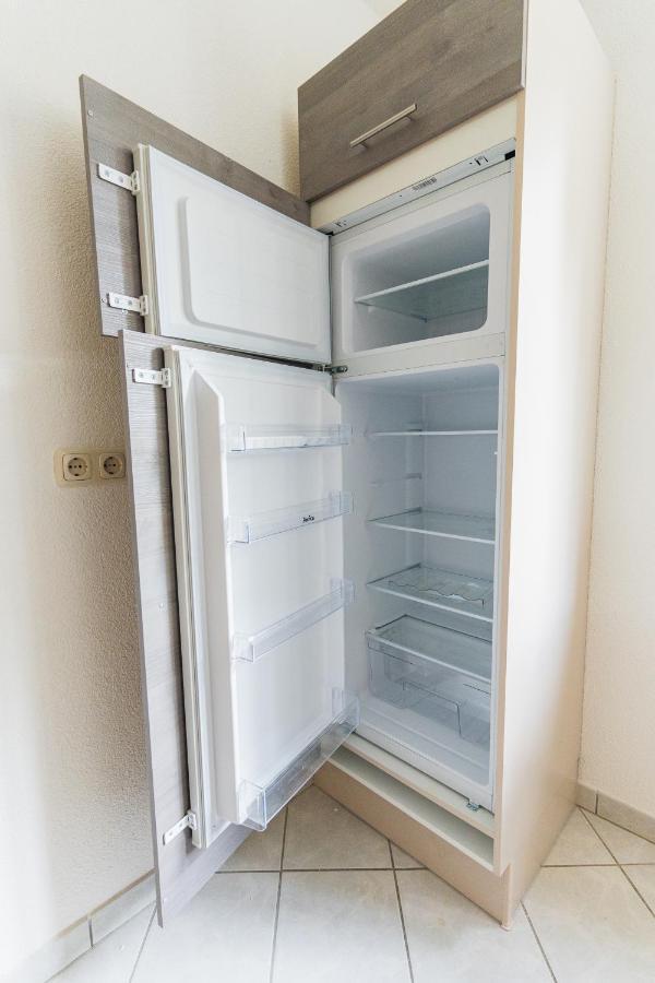 Appartment In Den Weinbergen Bei Mainz - Mit 2X Doppelzimmern, 1X Grosses Wohnzimmer, Bad & Kueche Stadecken-Elsheim Екстериор снимка