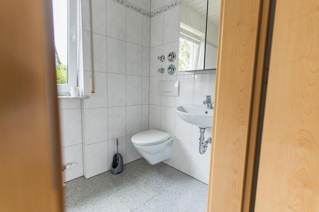 Appartment In Den Weinbergen Bei Mainz - Mit 2X Doppelzimmern, 1X Grosses Wohnzimmer, Bad & Kueche Stadecken-Elsheim Екстериор снимка