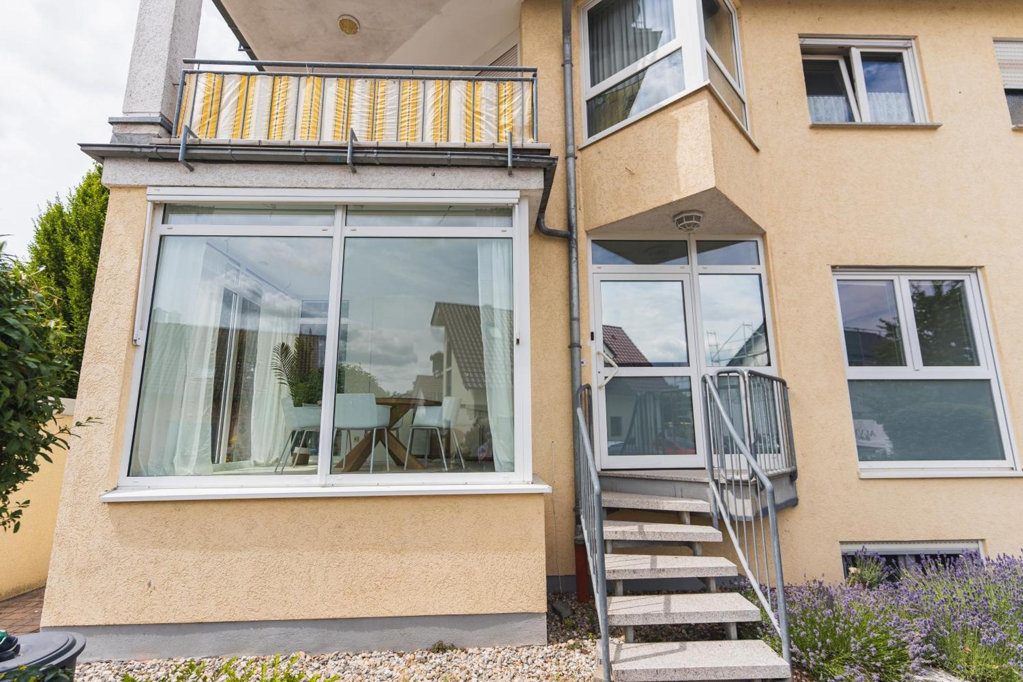 Appartment In Den Weinbergen Bei Mainz - Mit 2X Doppelzimmern, 1X Grosses Wohnzimmer, Bad & Kueche Stadecken-Elsheim Екстериор снимка